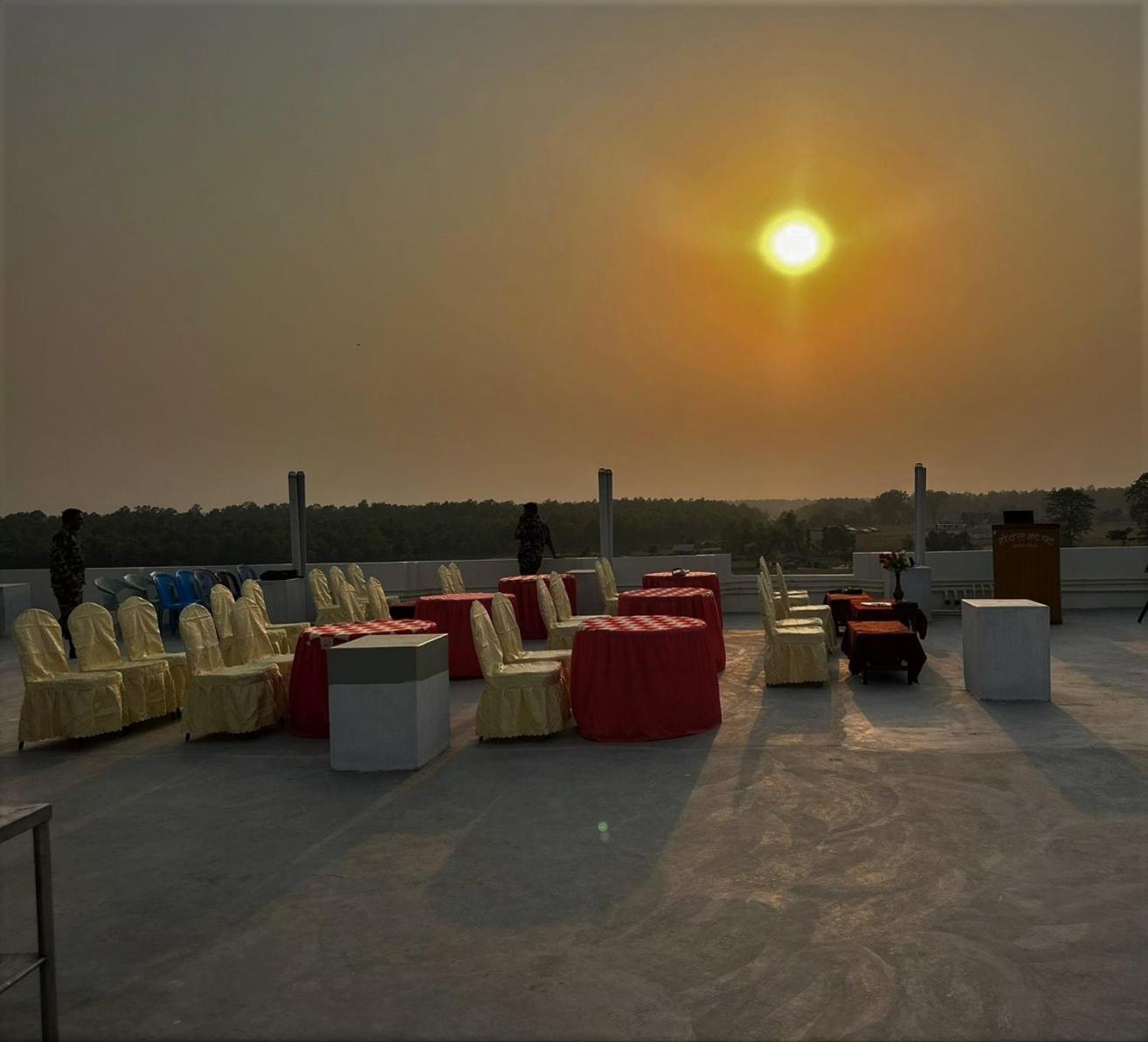 Hotel Hot Pot, Dhangadhi المظهر الخارجي الصورة
